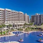 Reina Barcelo Apartament