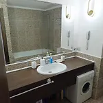 Reina Barcelo Apartament *