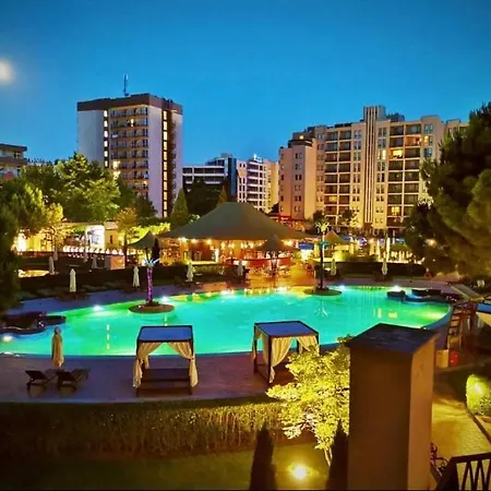 Reina Barcelo Appartement *