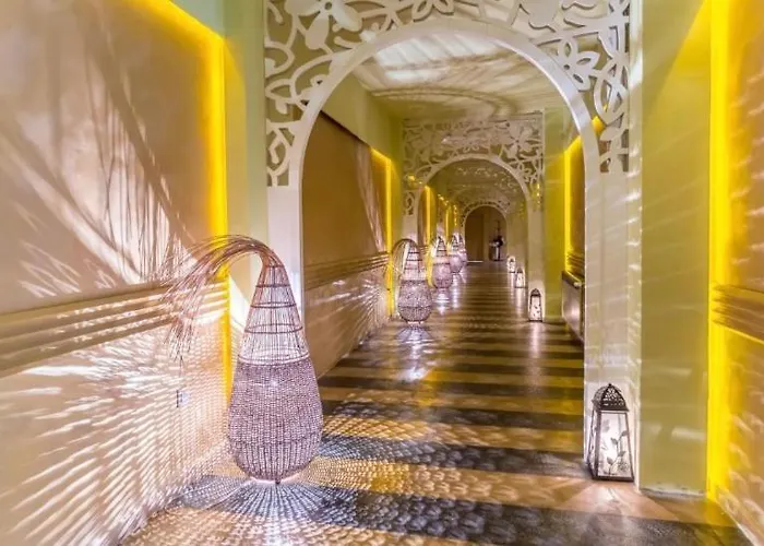 Reina Barcelo Apartman *