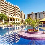 Reina Barcelo Апартаменты Солнечный берег