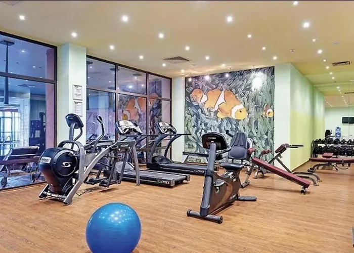 Reina Barcelo * Slantchev Briag