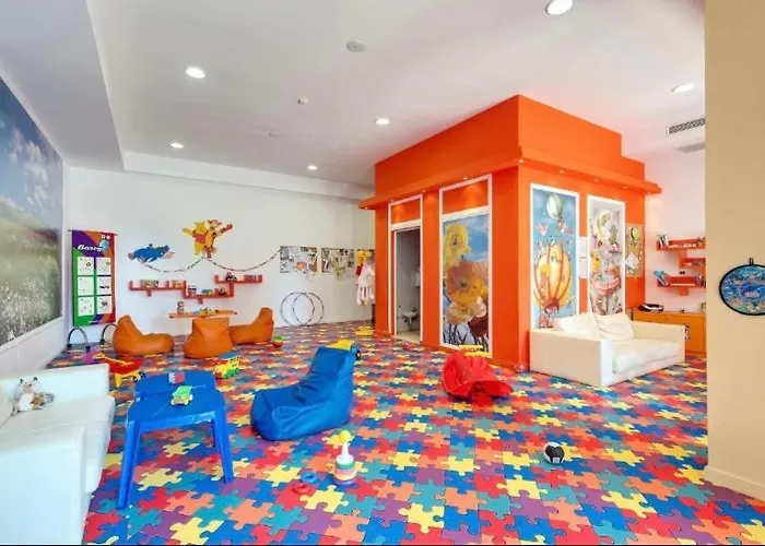 Reina Barcelo * Slantchev Briag